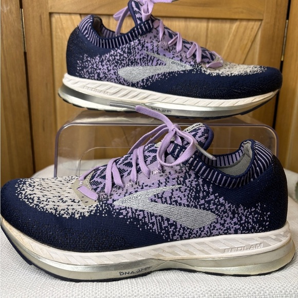 Brooks Shoes - Brooks Blue and Purple Athletic Running Shoes with Knit Upper Size 7